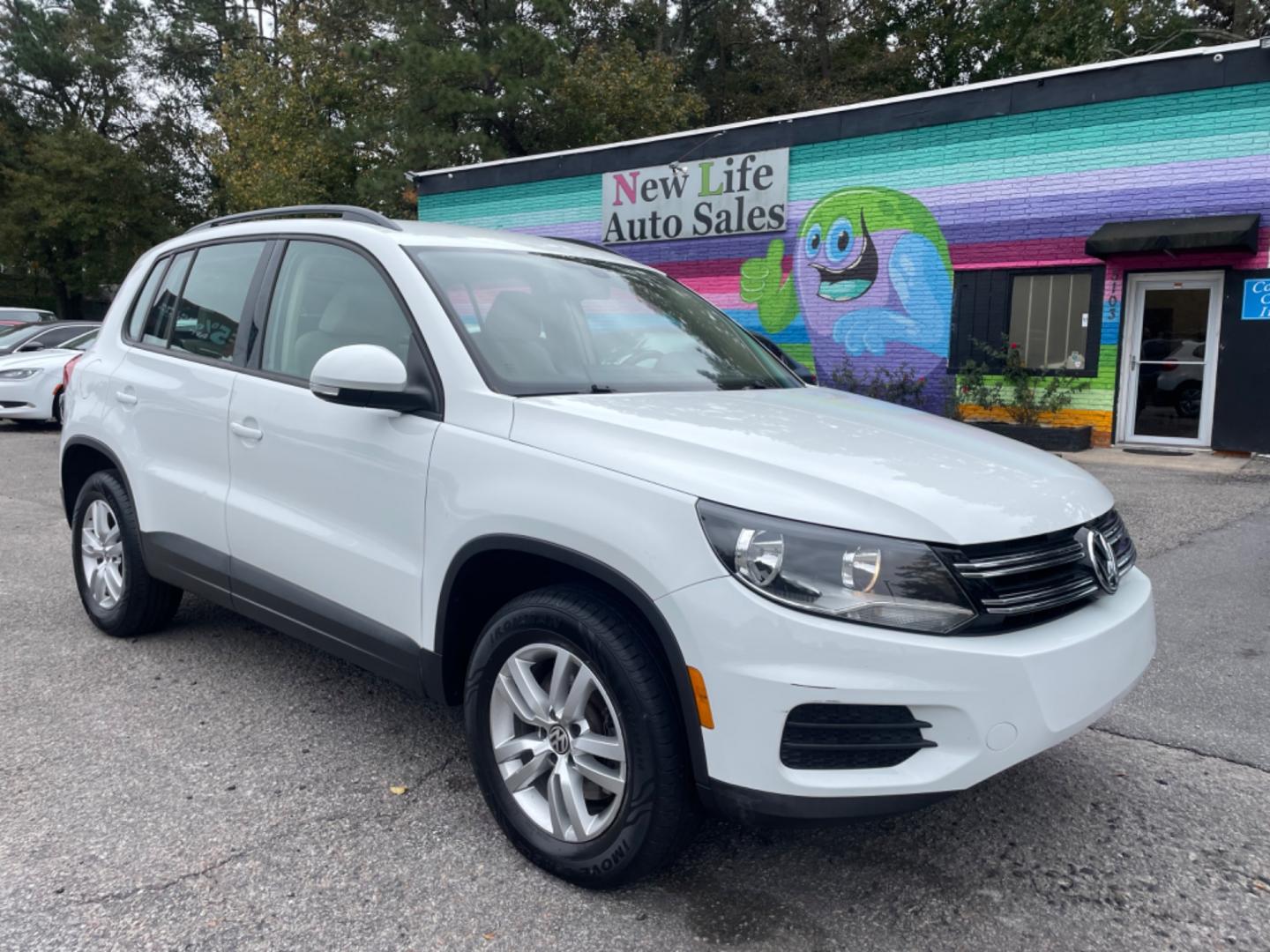 2017 WHITE VOLKSWAGEN TIGUAN S (WVGAV7AX7HK) with an 2.0L engine, Automatic transmission, located at 5103 Dorchester Rd., Charleston, SC, 29418-5607, (843) 767-1122, 36.245171, -115.228050 - Clean Interior with Leather, CD/AUX/USB/Bluetooth, Power Everything (windows, locks, seat, mirrors), Heated Seats, All-weather Mats, Push Button Start, Keyless Entry, Alloy Wheels. Clean CarFax (no accidents reported!) Local Trade-in!! 99k miles Located at New Life Auto Sales! 2023 WINNER for Pos - Photo#0